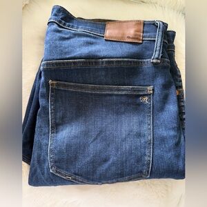 Madewell HighRise Skinny Jeans 10in Blue, size 32T
tall